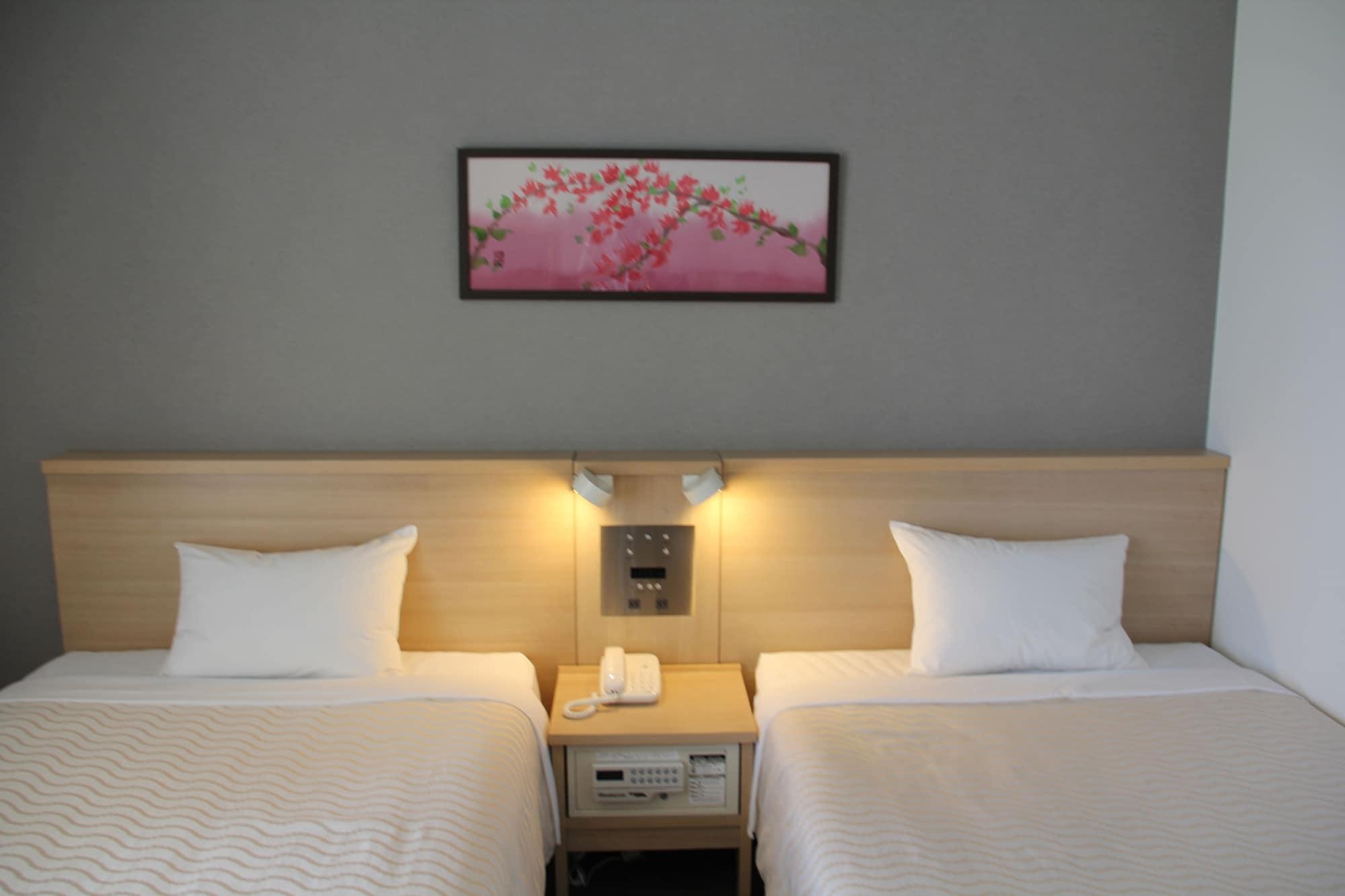 Hotel Risingsun Miyakojima Exterior foto